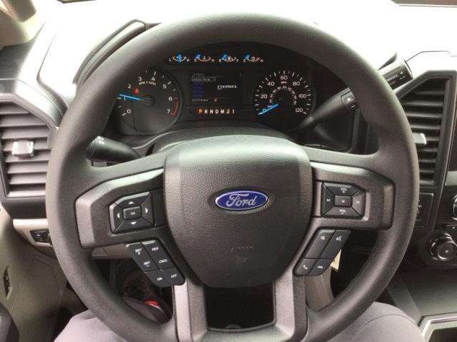 2017 Ford F-150 XL 4WD SuperCrew 5.5&#39; Box